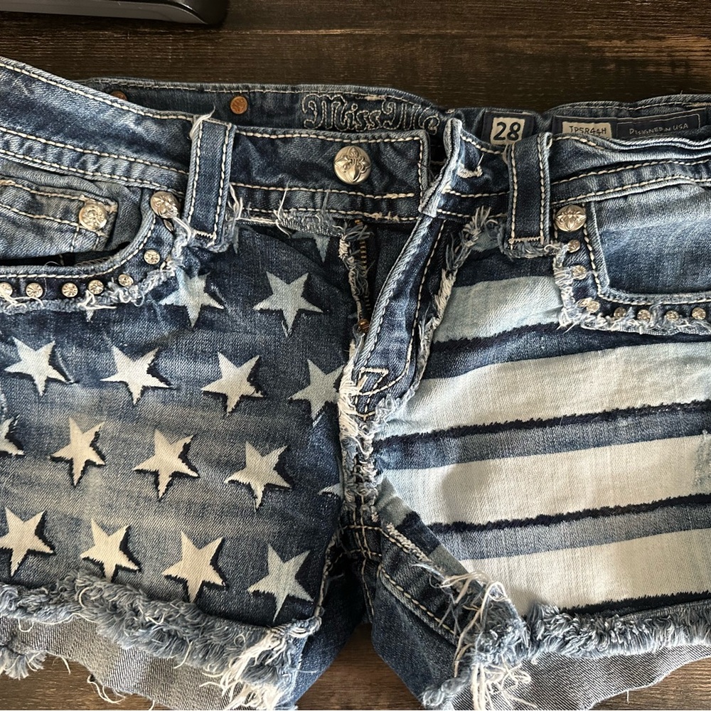 Miss Me Star-Patterned Women's Shorts